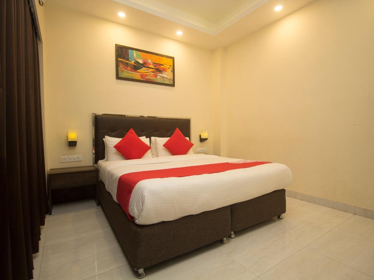 Hotel Mount View, Siliguri Exteriör bild