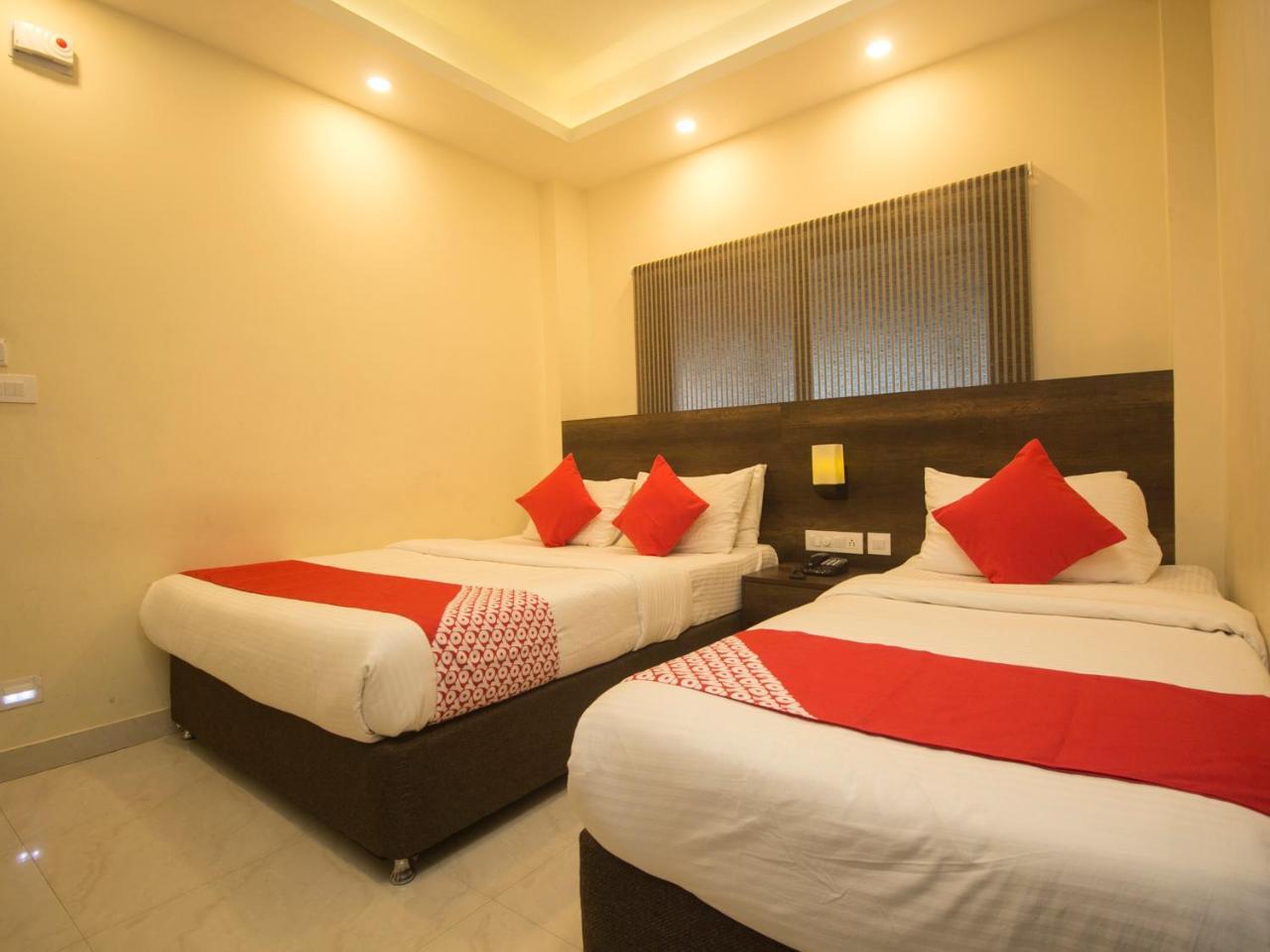 Hotel Mount View, Siliguri Exteriör bild